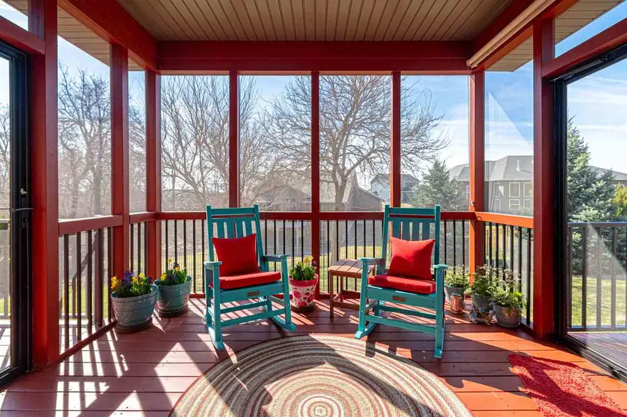 1122 Eagle Pl, Iowa City, IA 52246 - #2