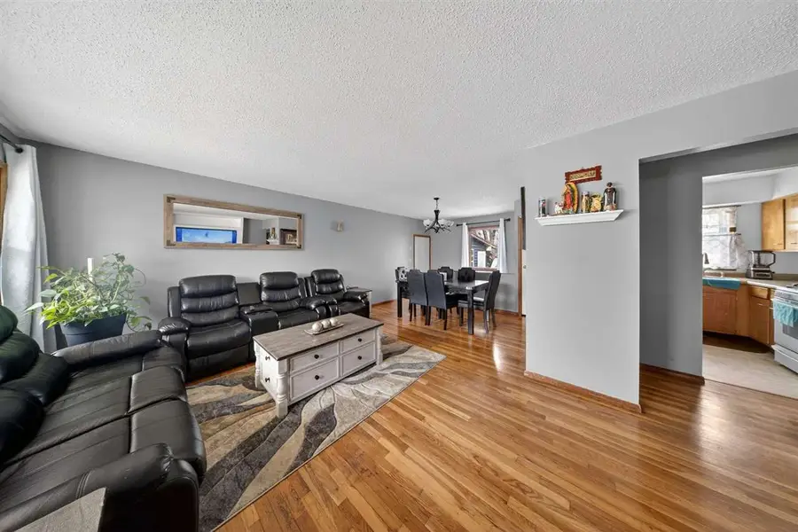 1416 Brookwood Dr, Iowa City, IA 52240 - #3