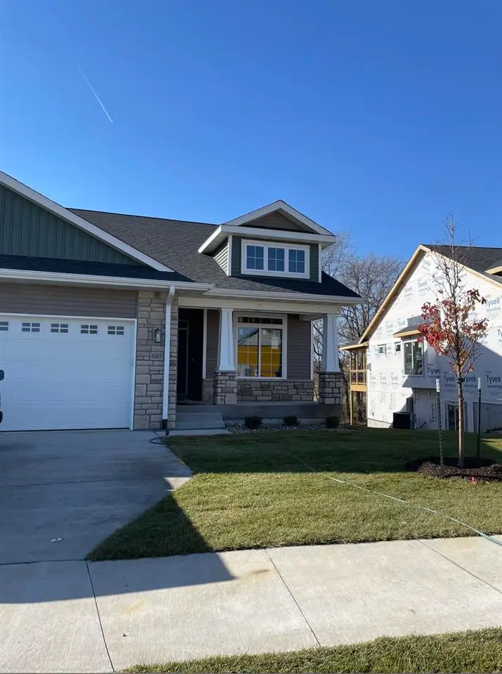 1941 Coquina Ave, Tiffin, IA 52340 - #1