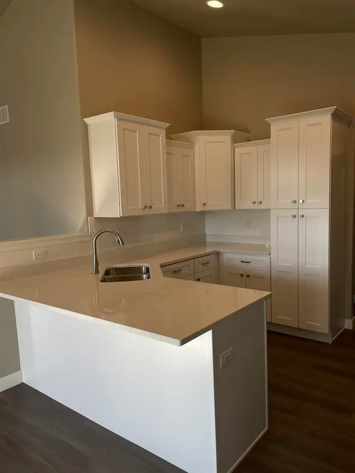 1943 Coquina Ave, Tiffin, IA 52340 - #2