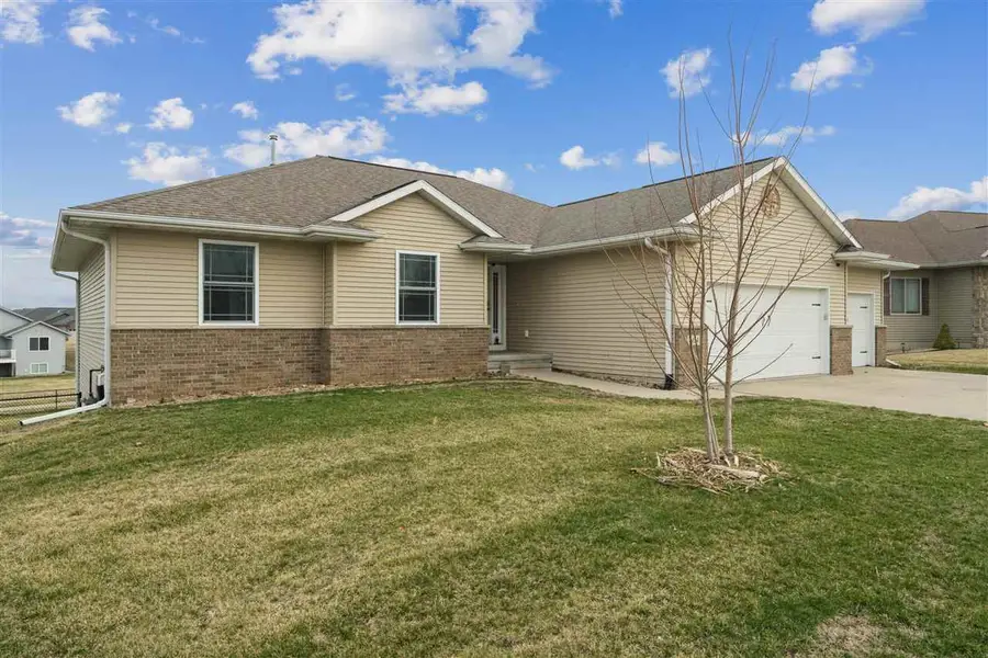 3454 Penny Ln, Marion, IA 52302 - #2
