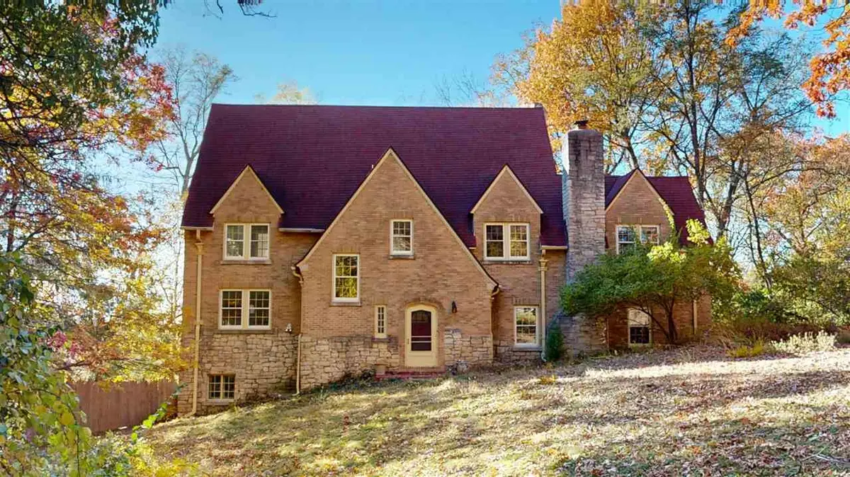 1675 Ridge Rd, Iowa City, IA 52245 - #1