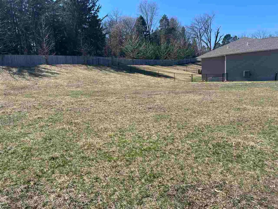 851 Silver Ln, Iowa City, IA 52245 - #2