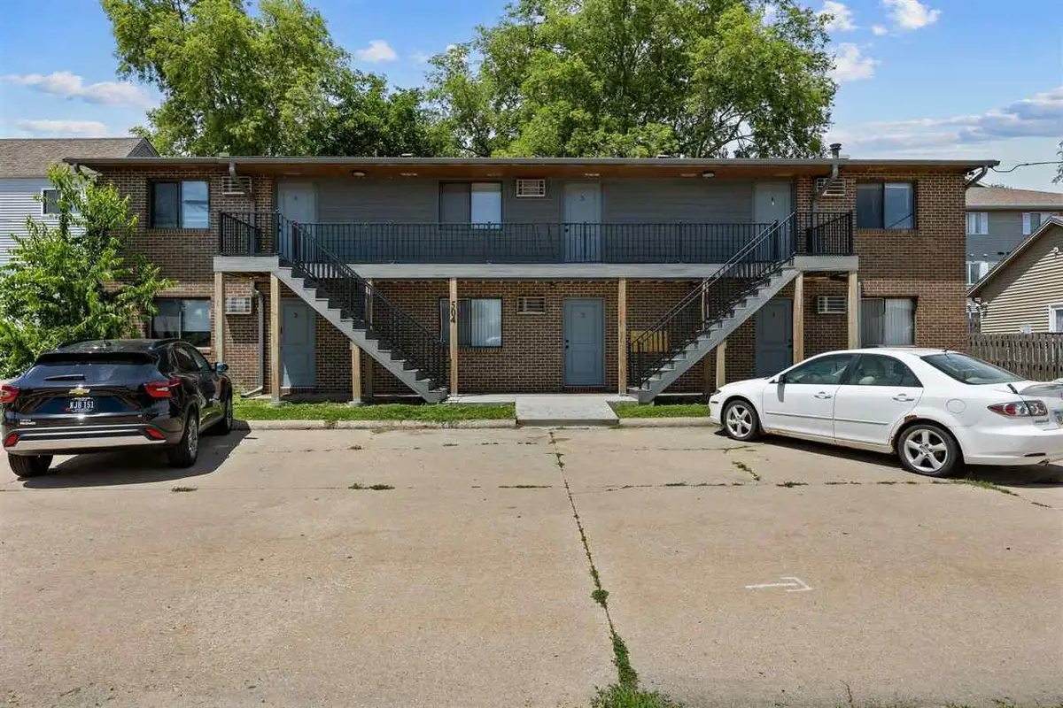 504 2nd Ave, Coralville, IA 52241 - #1