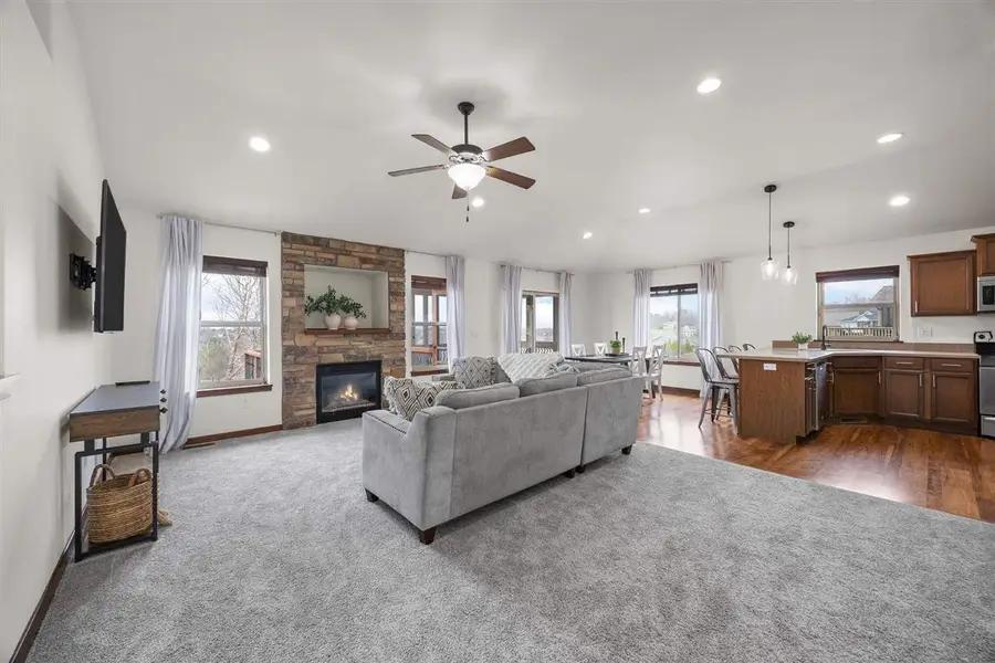 1705 Silver Maple Trl, North Liberty, IA 52317 - #3