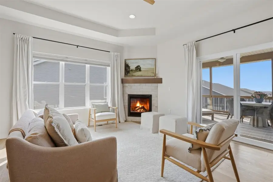 111 Ridgeway Dr, Tiffin, IA 52340 - #2