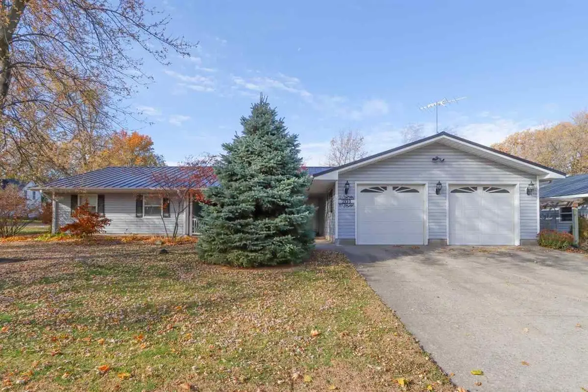 201 N Chestnut, Winfield, IA 52659 - #1