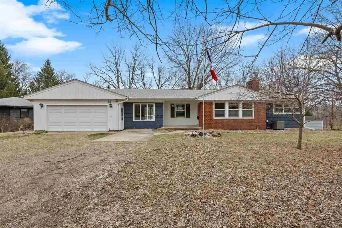 2020 Prairie Du Chien Rd, Iowa City, IA 52240 - #1