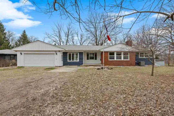 2020 Prairie Du Chien Rd, Iowa City, IA 52240