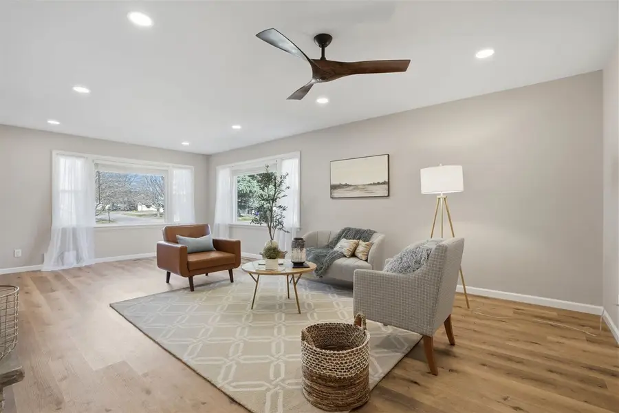 1009 E 2nd Street, Washington, IA 52353 - #3