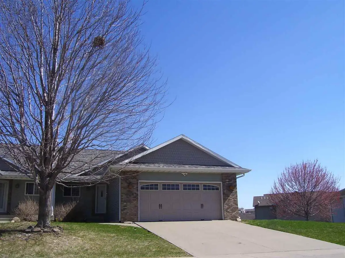 1512 Alder Dr, North Liberty, IA 52317 - #1