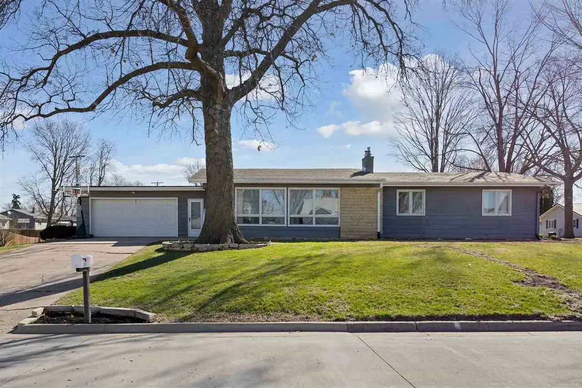 1200 North Ave, Tipton, IA 52776 - #1