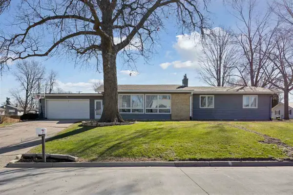 1200 North Ave, Tipton, IA 52776