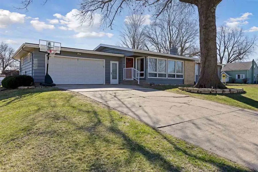 1200 North Ave, Tipton, IA 52776 - #2