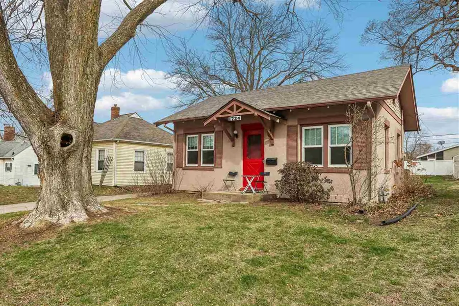 1724 Morningside Dr, Iowa City, IA 52245 - #2