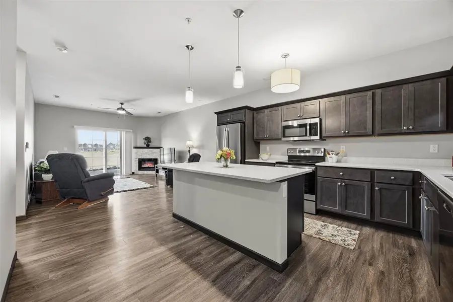 2871 Spring Rose Cir, Coralville, IA 52241 - #3