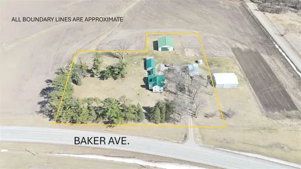 2394 Baker Ave, West Branch, IA 52358