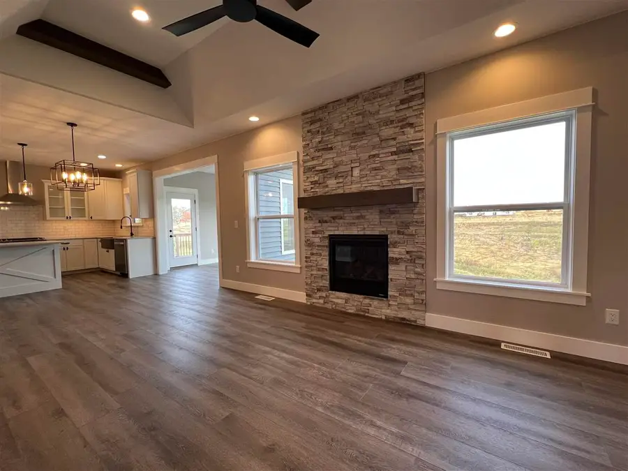 80 S Seven Oaks Rd, North Liberty, IA 52317 - #2