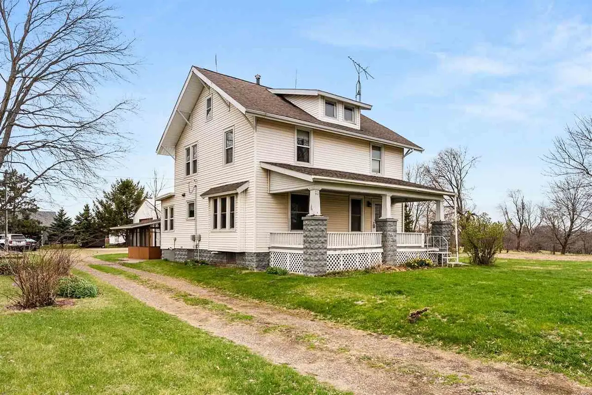 1549 S Iowa Ave, Washington, IA 52353 - #1