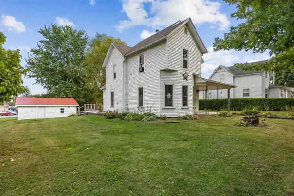 908 Lynn St, Tipton, IA 52772