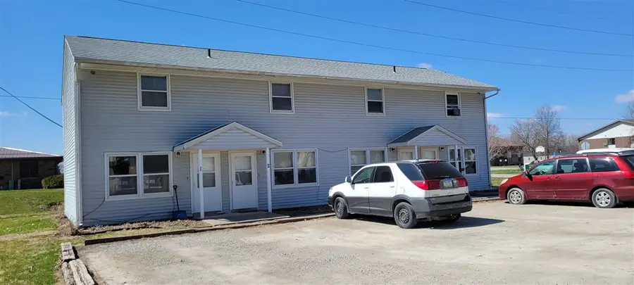 695 W Pine St, Marengo, IA 52301 - #2