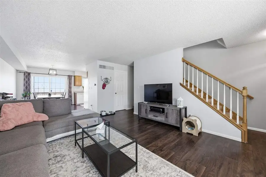 618 Westside Dr, Iowa City, IA 52246 - #3