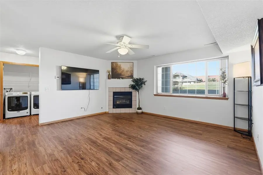 3050 Wilson Ave SW, Cedar Rapids, IA 52404 - #2