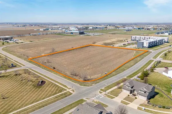 2380 Landon Rd, North Liberty, IA 52317