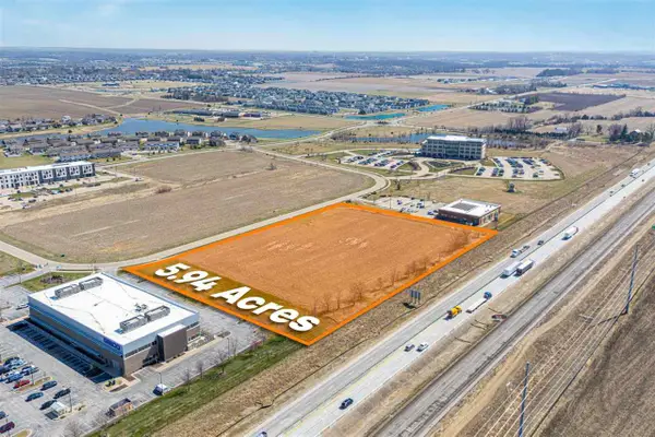 2335 Landon Rd, North Liberty, IA 52317