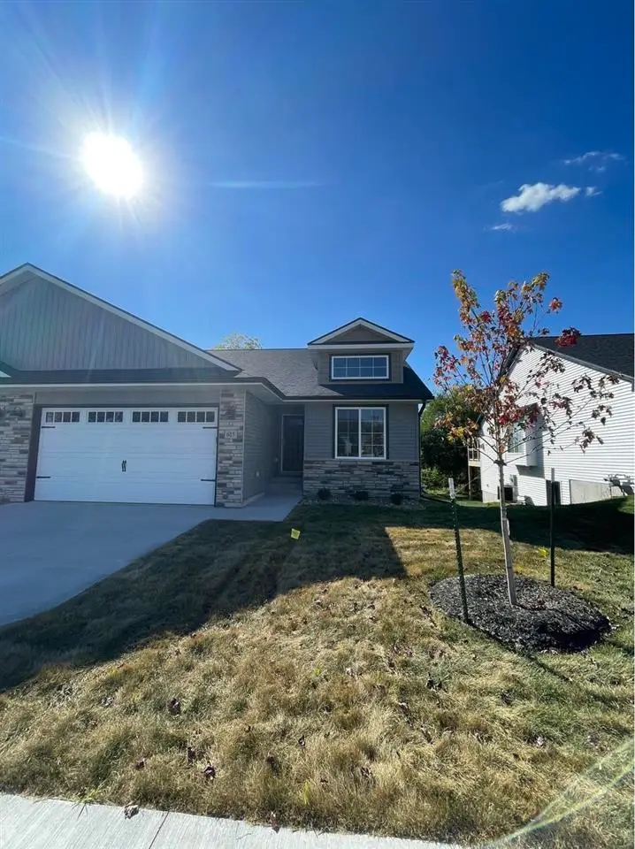 1931 Coquina Ave, Tiffin, IA 52340 - #2