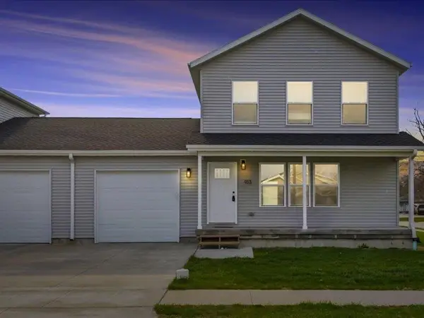 913 S 12th Ave., Washington, IA 52353