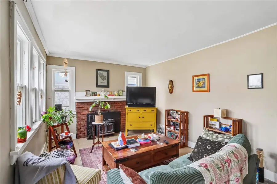 703 & 705 S 7th Ave., Iowa City, IA 52240 - #3