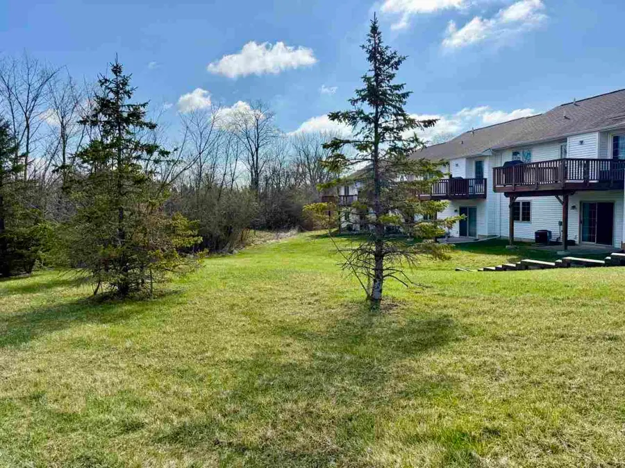 150 Early Moon Dr, North Liberty, IA 52317 - #3