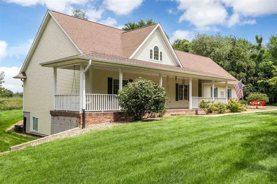 4518 Sutliff Rd NE, Solon, IA 52333 - #2