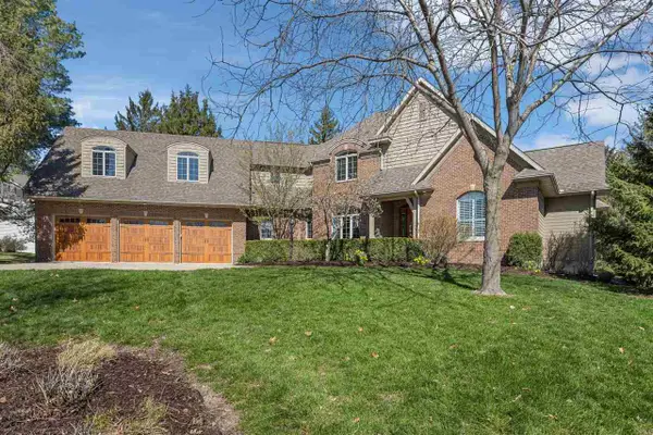 20 Cherry Ln NE, Iowa City, IA 52240