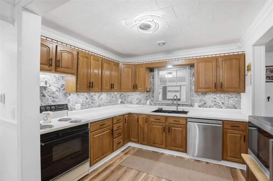 1216 7th Ave, Wellman, IA 52356 - #2