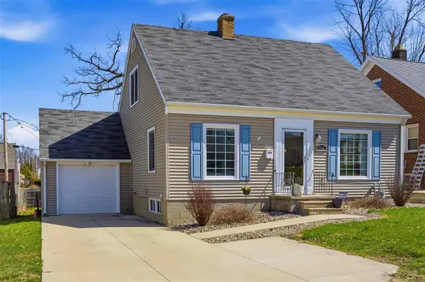 512 19th St NE, Cedar Rapids, IA 52402