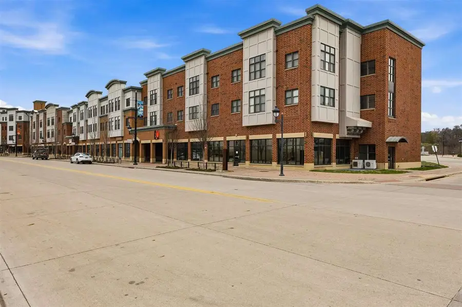 847 Quarry Rd, Coralville, IA 52241 - #3