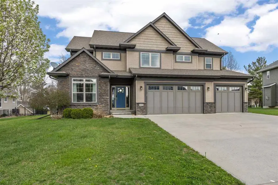 1030 Highland Park Ave, Coralville, IA 52241 - #2