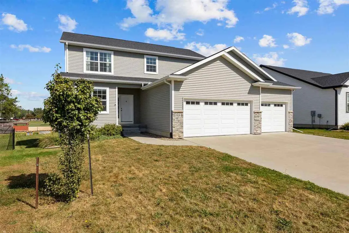 519 Ashton Dr NE, Mount Vernon, IA 52314 - #1