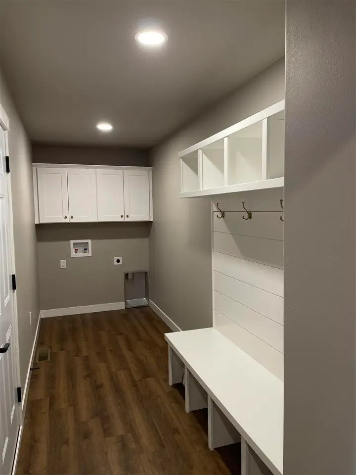 119 Chadwick Ln, Iowa City, IA 52245 - #2