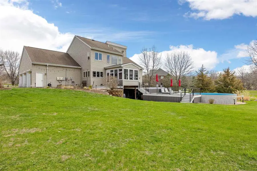 4635 Running Deer Ct NE, Iowa City, IA 52240 - #2