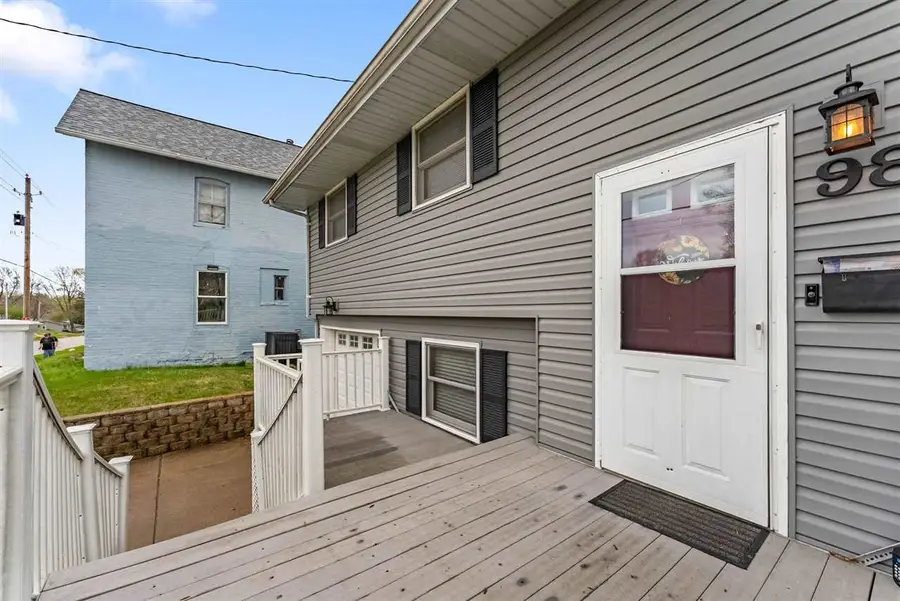 984A Newell Ave, Muscatine, IA 52761 - #3