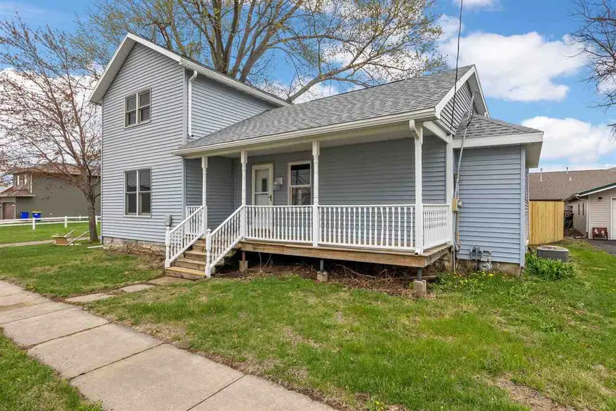 1000 Stinocher St, Solon, IA 52333 - #2