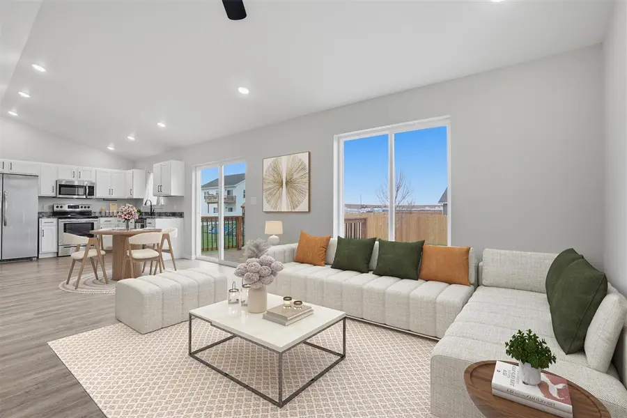 921 S 12th Ave, Washington, IA 52353 - #2