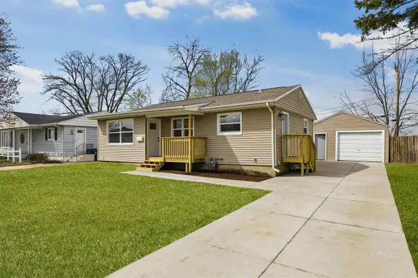 1110 Regent St NE, Cedar Rapids, IA 52402