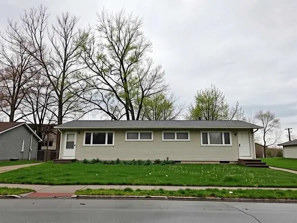 1915-1917 Taylor Dr, Iowa City, IA 52240