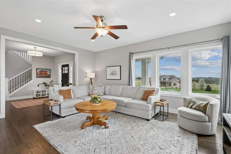 3960 Macbride Pl NE, Solon, IA 52333 - #3