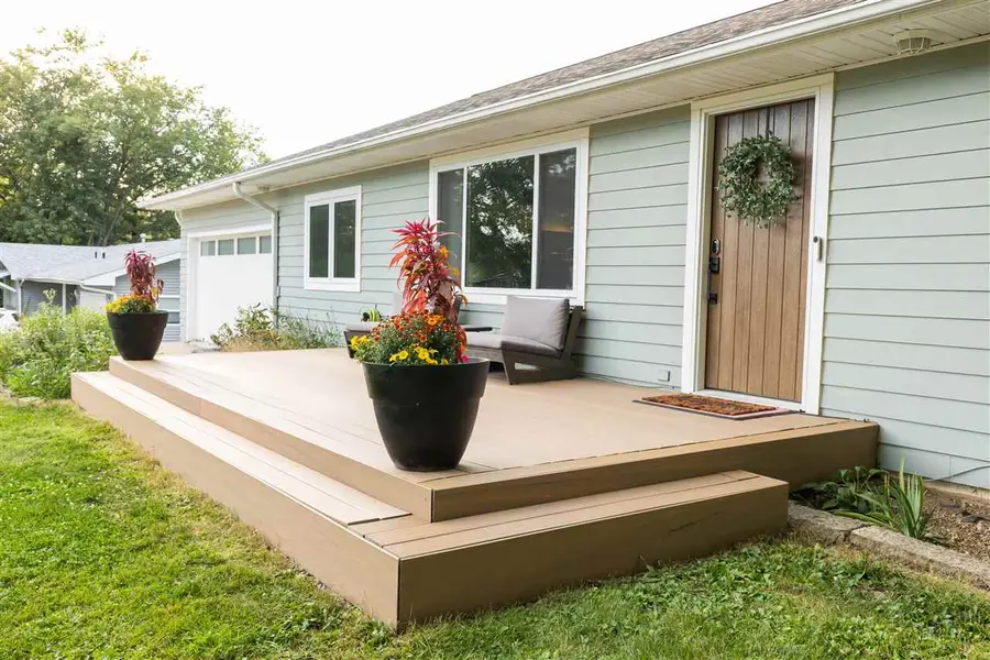 3868 Martin Ln NE, Iowa City, IA 52240 - #3