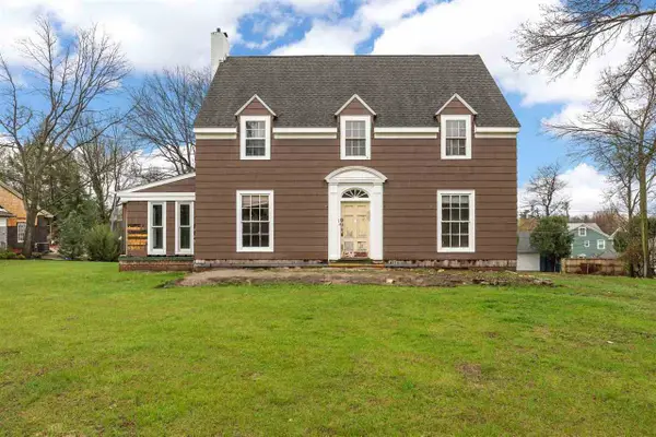 2159 Linden Dr SE, Cedar Rapids, IA 52403